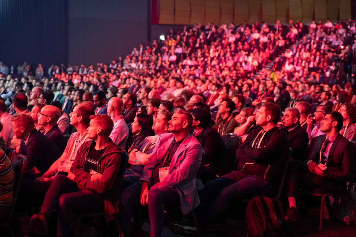 Databricks world tour london - crowd